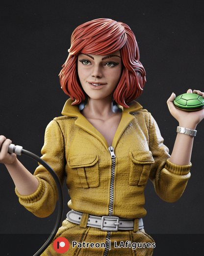 Red Head News Reporter - 1/10 Scale Statue