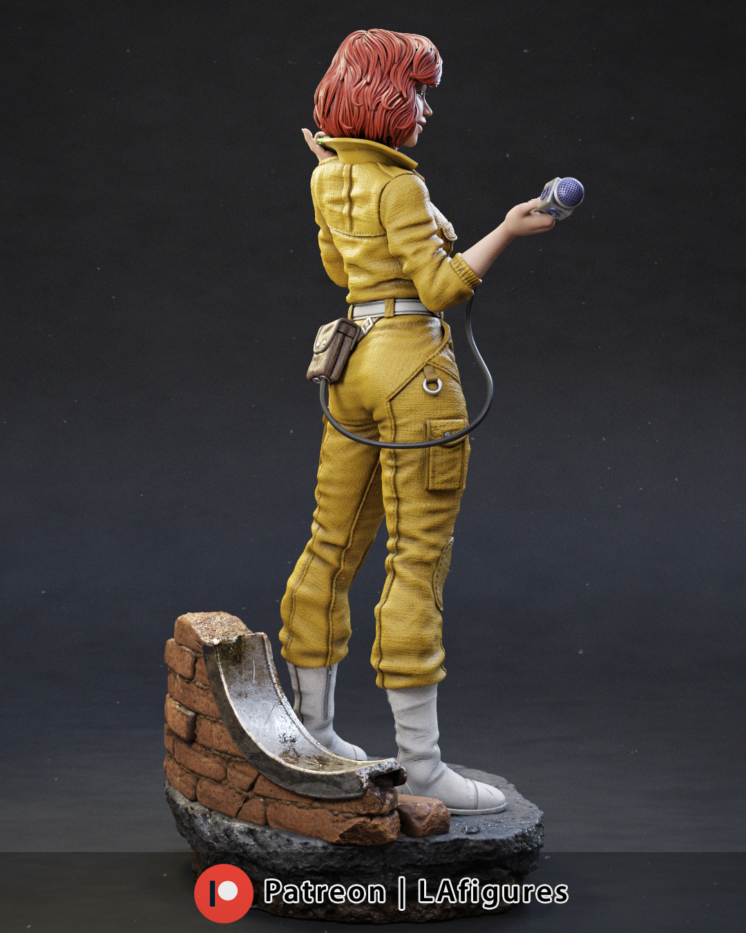 Red Head News Reporter - 1/10 Scale Statue