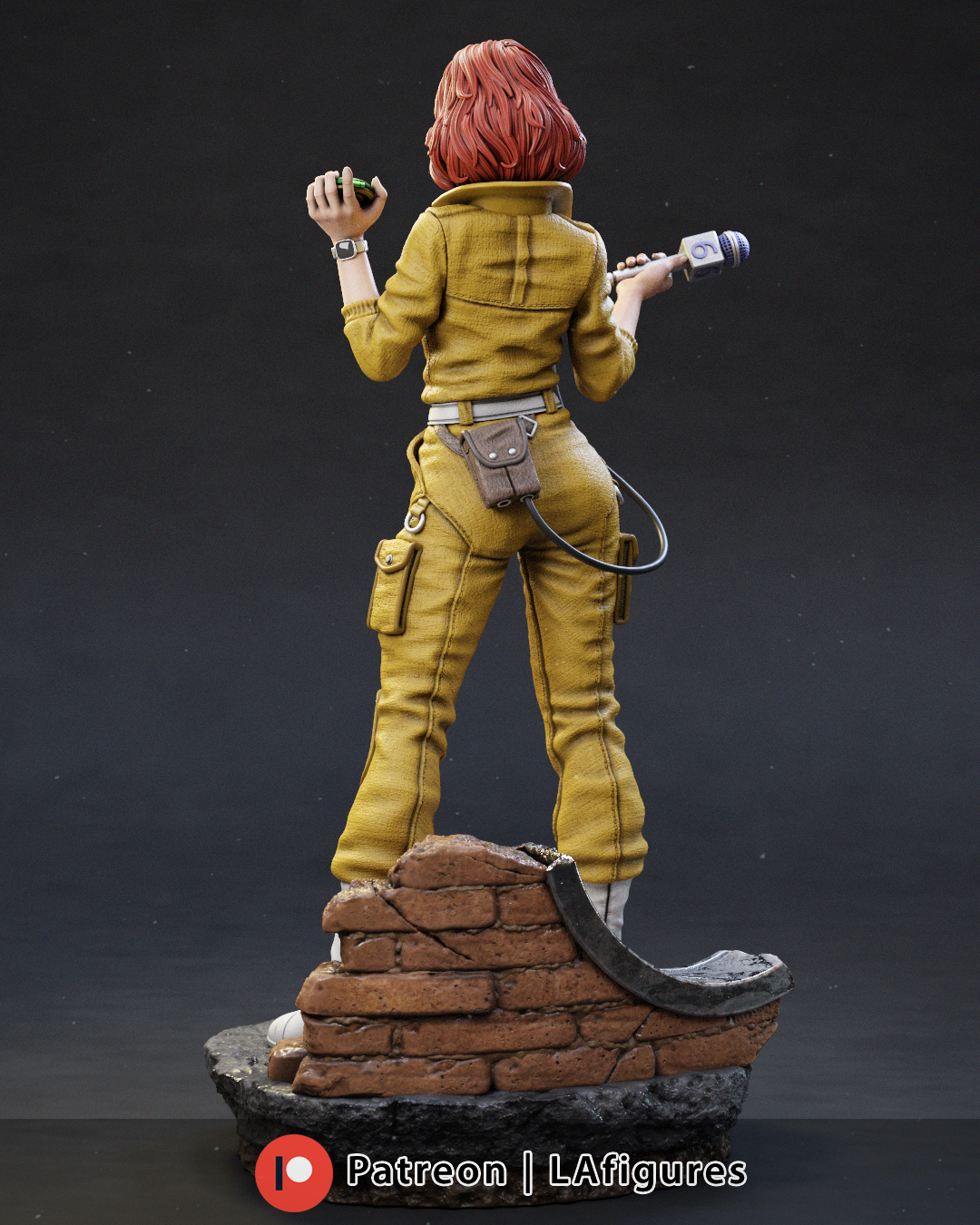 Red Head News Reporter - 1/10 Scale Statue